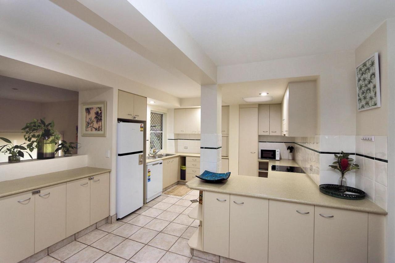 Apartment Royle Palms Unit 9 *