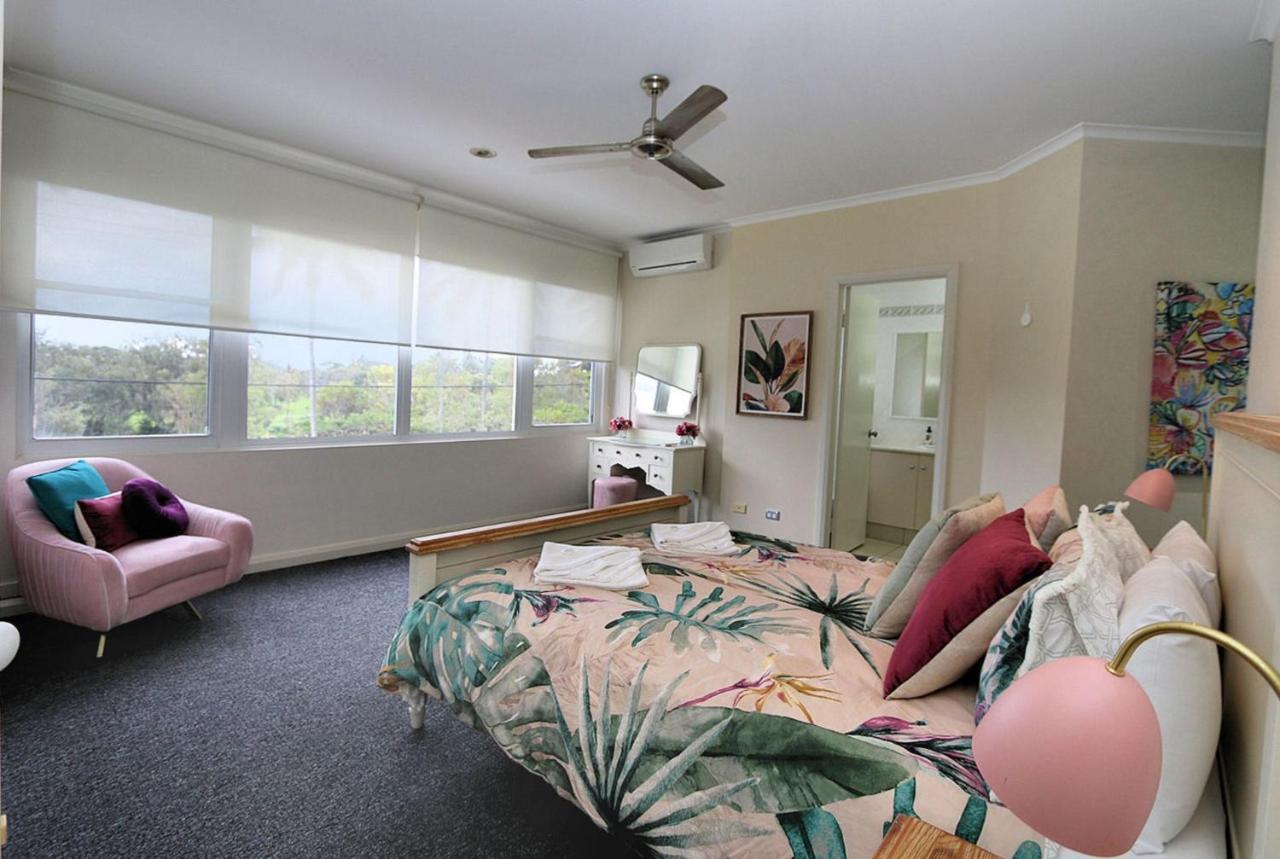 Royle Palms Unit 9 Apartment *