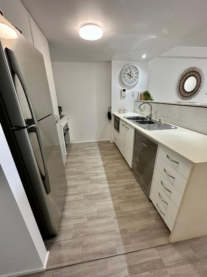 Oceanfront Luxury Grd Flr Bargara