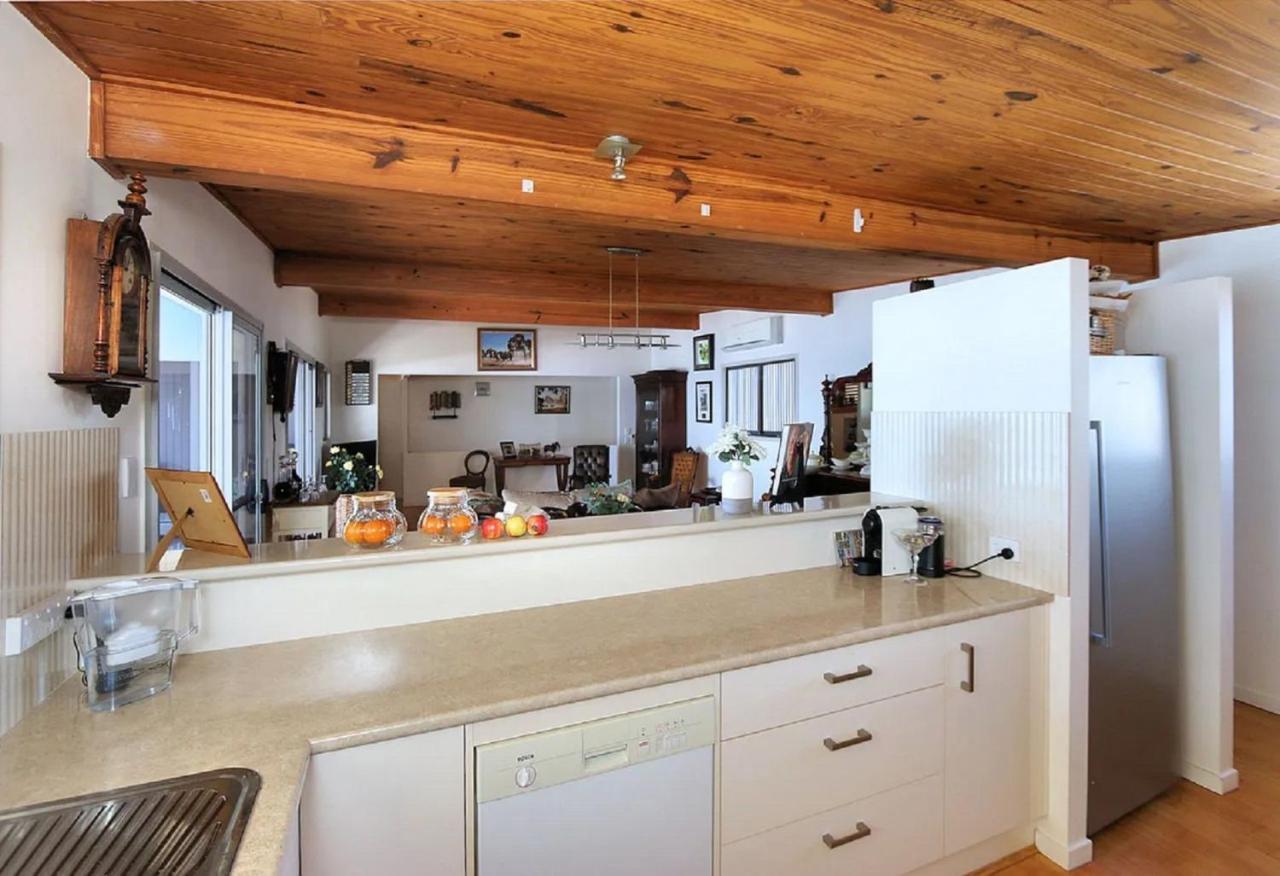 139 Woongarra Scenic Drive *