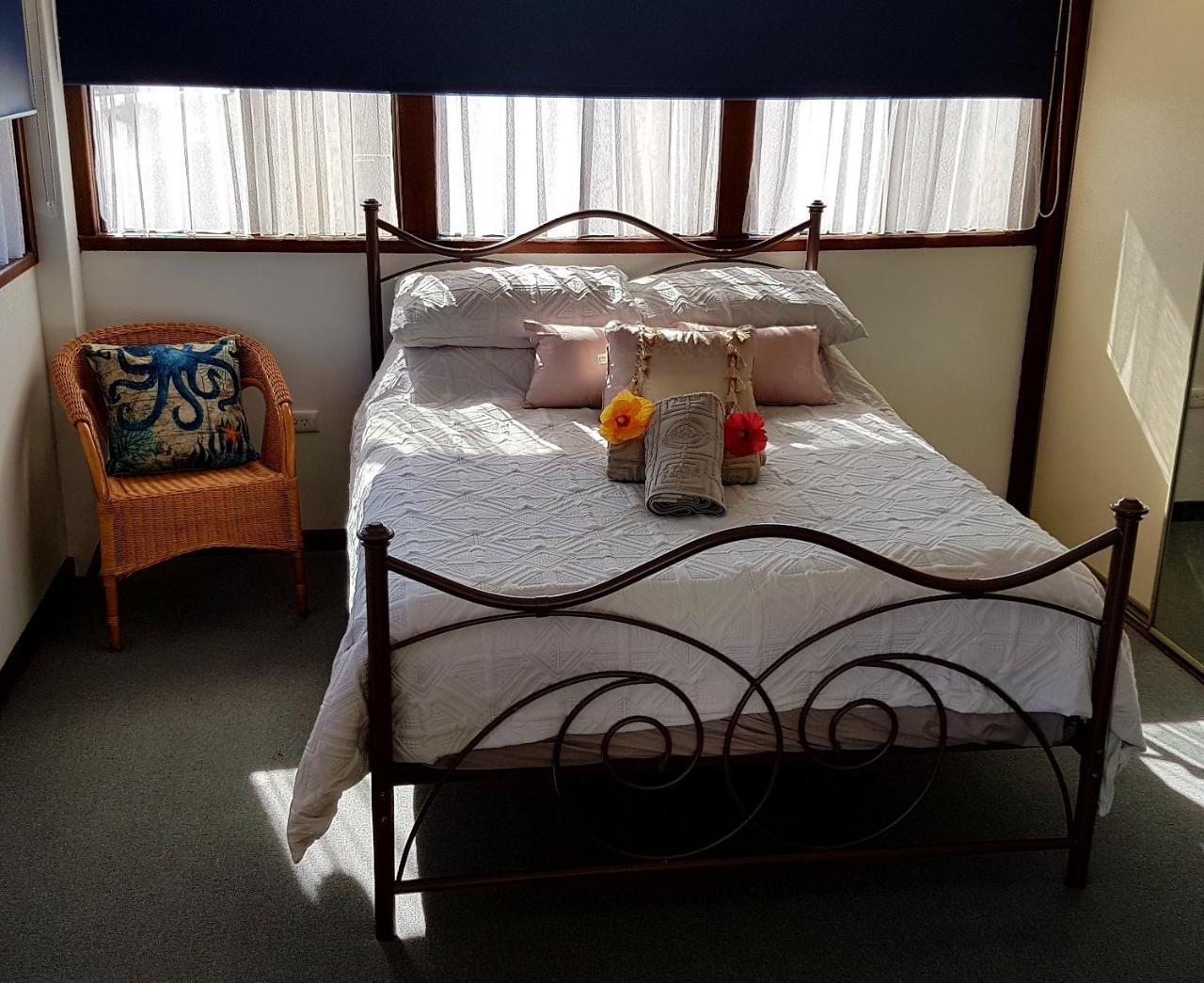 Dunelm House Bed & Breakfast Bargara