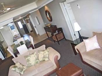 Pacific Reef By Kacys Aparthotel 4*